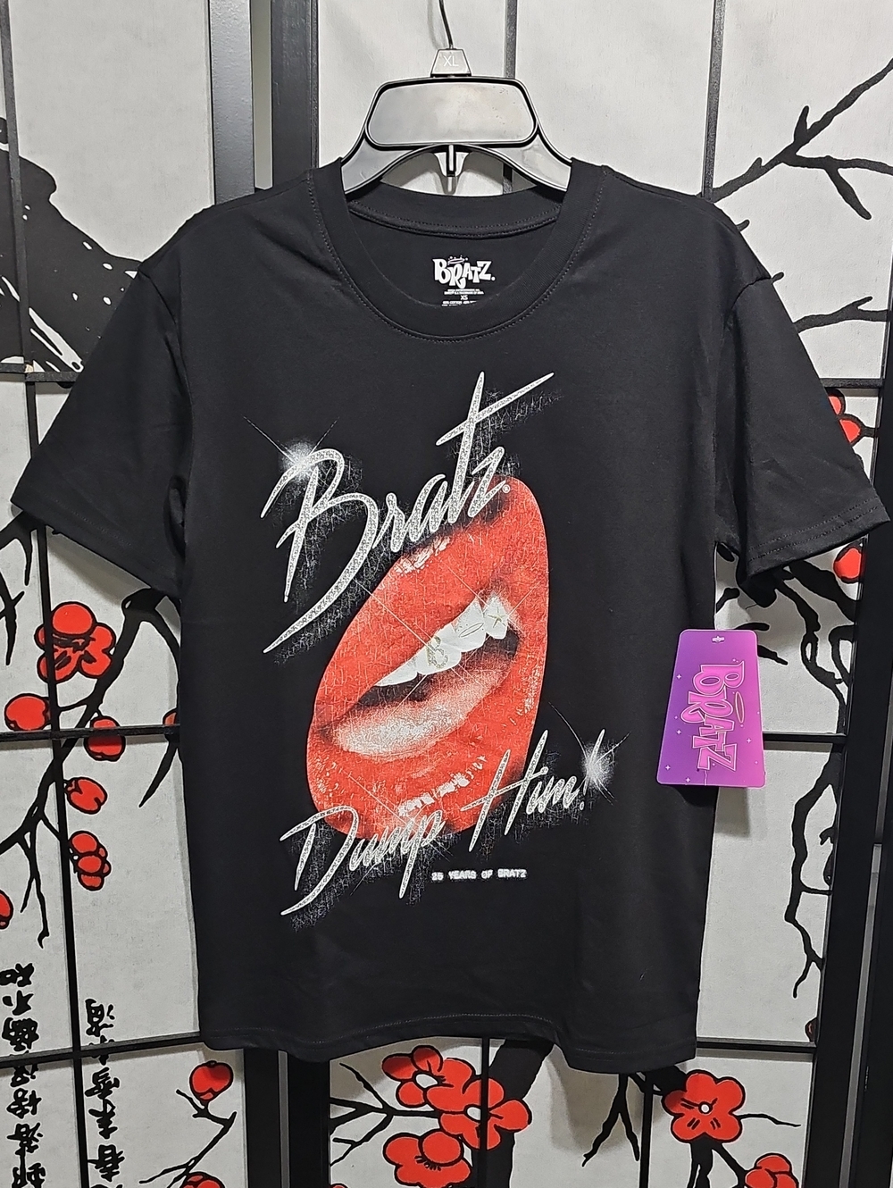 Bratz Black Tee with Red Lips Graphic Print Dump Him XS New